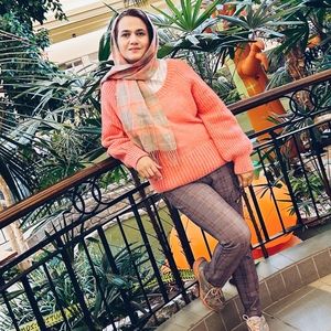 Meet your Posher, Fizza